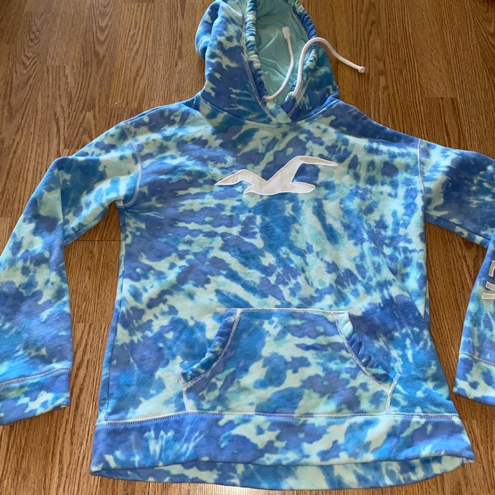 Hollister tie-dye pullover hoodie